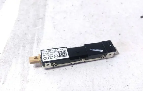 Audi A7 S7 4G Aerial antenna amplifier 4G8035225A