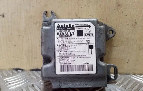 Renault Scenic I Airbag control unit/module 8200117652A 600639500