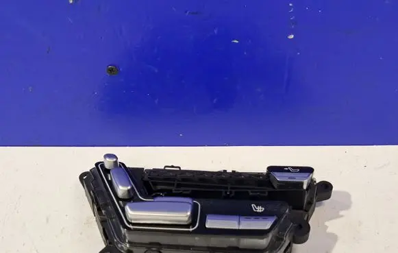 Mercedes-Benz S W221 Seat control switch A2218700079