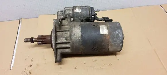 Volkswagen Multivan T4 Starter motor 0001218116 9002336892