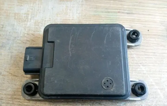 Hyundai Santa Fe Distronic sensor radar 99110-CL500