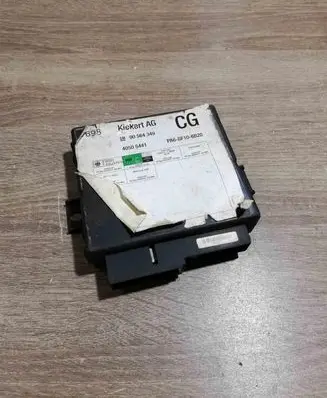 Opel Vectra B Comfort/convenience module 90564349 40505441