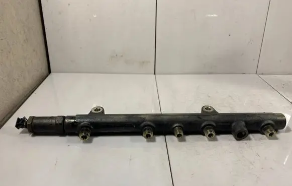 Renault Espace - Grand espace IV Fuel main line pipe 7700114017