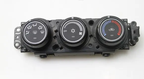 Mitsubishi Lancer VIII Air conditioner control unit module 7820A083XA