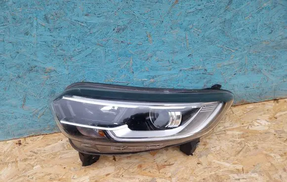 Renault Kadjar Headlight/headlamp 260609857R