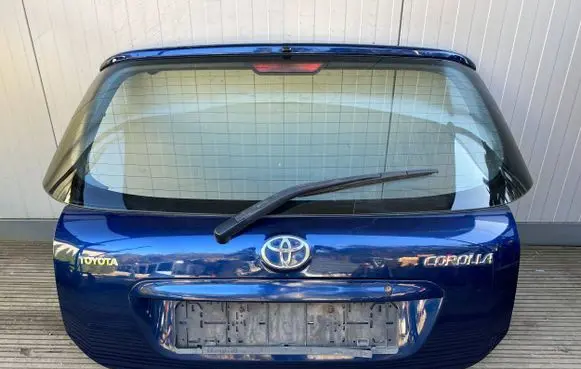 Toyota Corolla E120 E130 Tailgate/trunk/boot lid 8P4