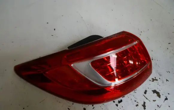 KIA Sportage Tailgate rear/tail lights