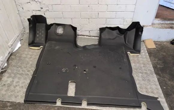 Renault Trafic III (X82) Interior carpet 749020844R