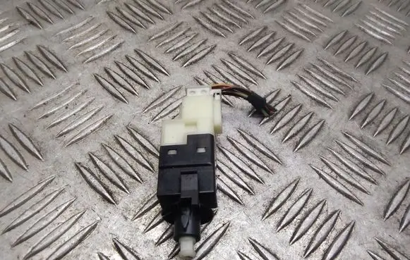 Mercedes-Benz B W245 Brake pedal sensor switch