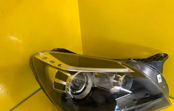Mercedes-Benz SLK R172 Headlight/headlamp A1728202659