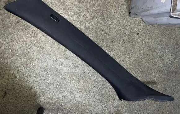 BMW 7 E65 E66 (A) pillar trim 8223665