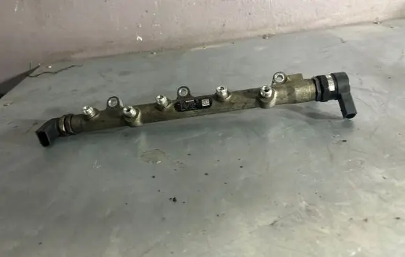 BMW 3 E46 Fuel main line pipe 7787164 026438 0445214030