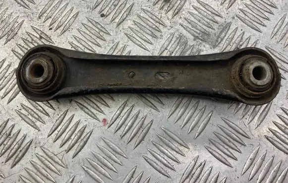 Volvo XC70 Rear upper control arm/wishbone 6G915K743