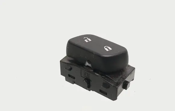 Opel Insignia A Central locking switch button 22899704