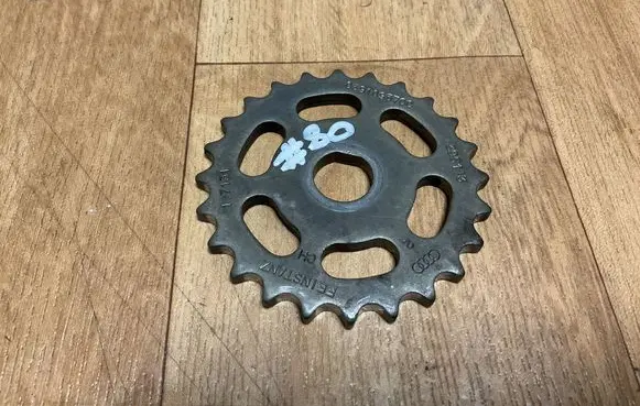 Volkswagen Touareg II Timing chain sprocket 059109570C