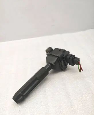 Mercedes-Benz C W203 High voltage ignition coil A0001501780 ZS0009 0040100039