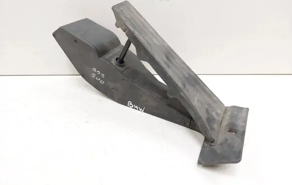BMW 5 E60 E61 Accelerator throttle pedal 3542676693102 6766931 25916010