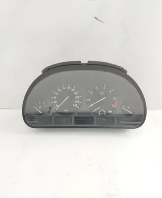 BMW 5 E39 Speedometer (instrument cluster) 62118372355 110008735 8372355