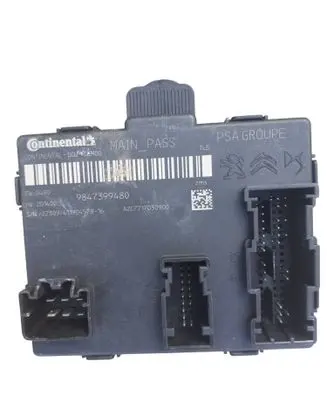 Peugeot 308 Door central lock control unit/module 9847399480