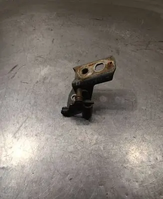 Cadillac STS Seville Front door lower hinge J9414