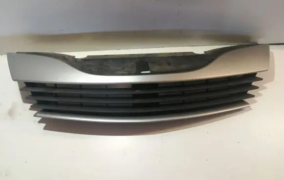 Renault Laguna II Front bumper upper radiator grill 42137 8200012581