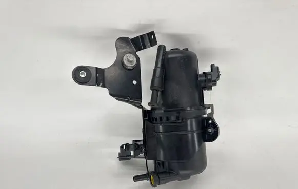 Jaguar XE Fuel filter M8A29B072A