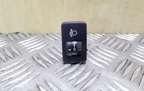 Headlight level height control switch
