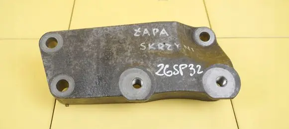Opel Corsa E Gearbox mounting bracket 13381848 B10XFT
