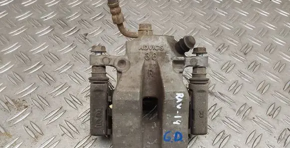 Toyota RAV 4 (XA40) Rear brake caliper
