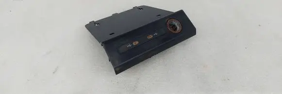 Audi Q4 Sportback e-tron USB socket connector 89A864131 89A035736