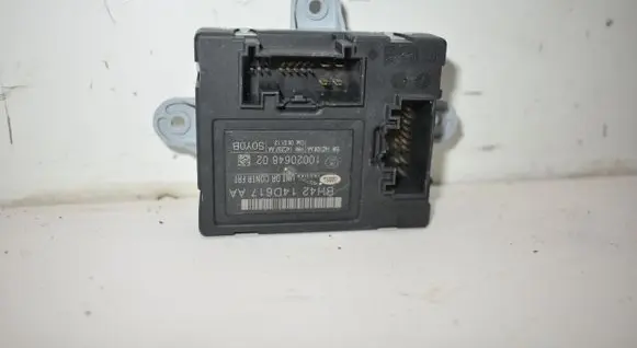 Jaguar XJL Door control unit/module BH4214D617AA
