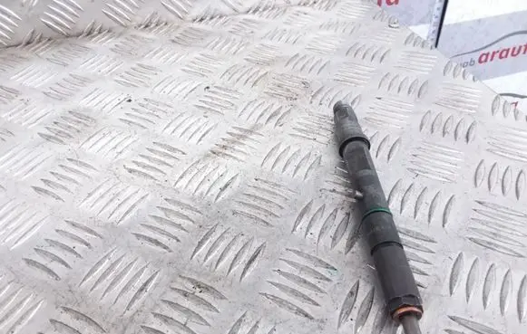 Audi A6 S6 C5 4B Fuel injector 059130201E 0432133836