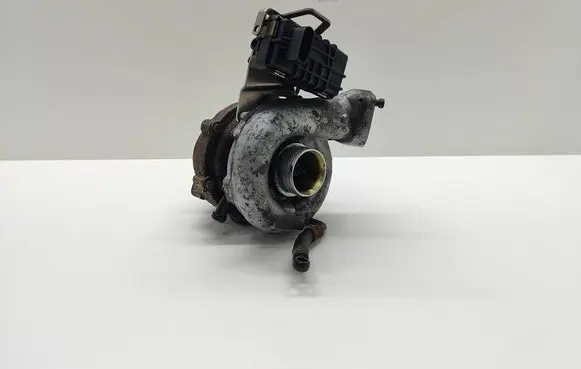 BMW 5 E60 E61 Turbo 758351 75835119 730314