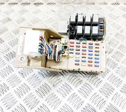 Subaru Forester SH Fuse box set CM19360AN 82201FG010Z2
