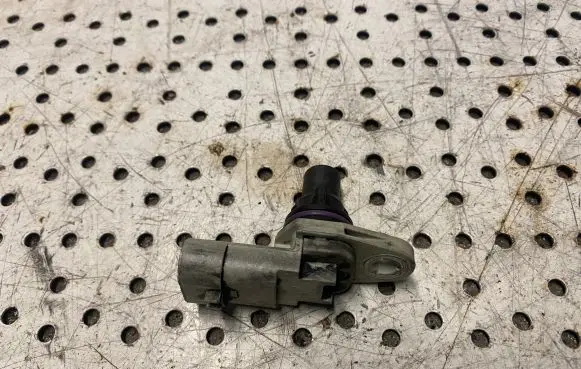 Opel Combo D Camshaft position sensor 55216241