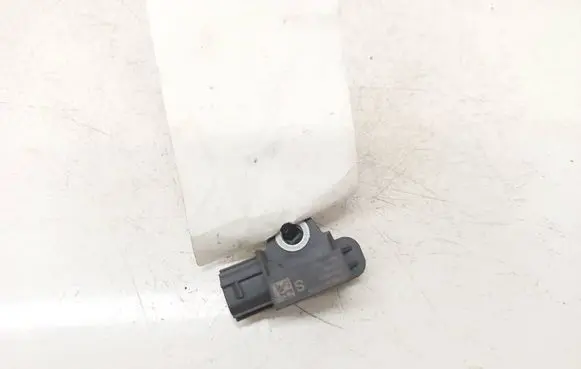 Nissan X-Trail T32 Airbag deployment crash/impact sensor 988303RA0A