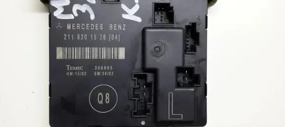 Mercedes-Benz E W211 Door control unit/module 2118201526 356805