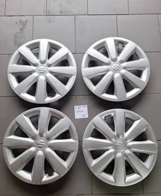 Suzuki SX4 S-Cross R16 wheel hub/cap/trim 4325079J10