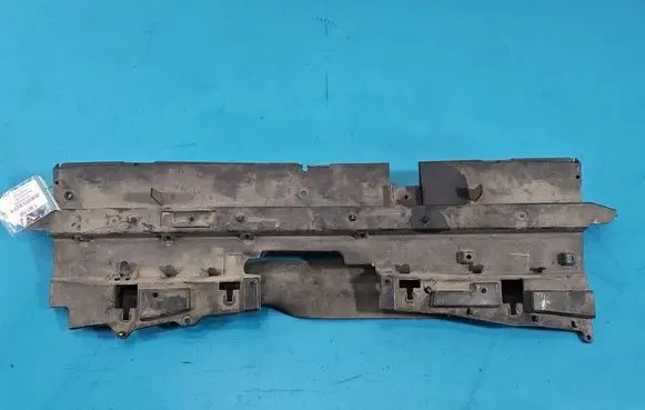 Jeep Cherokee Center console T510021AB IMPRK1561750