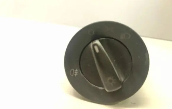 Volkswagen PASSAT B5 Light switch 3B0941531B