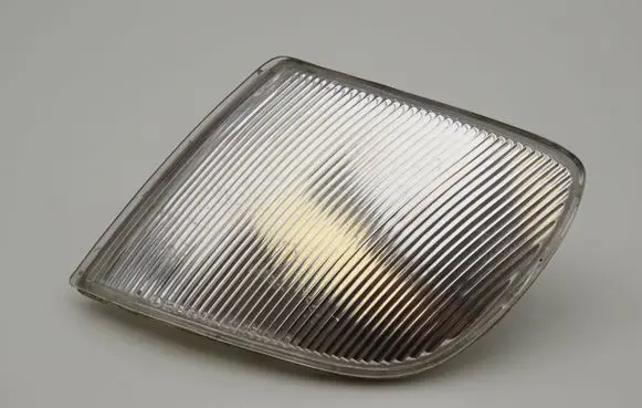 Volkswagen PASSAT B4 Front reflector 084411511LF 08-441-1511L-F