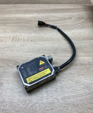 Audi A4 S4 B6 8E 8H Headlight ballast module Xenon 10R023734 368000005