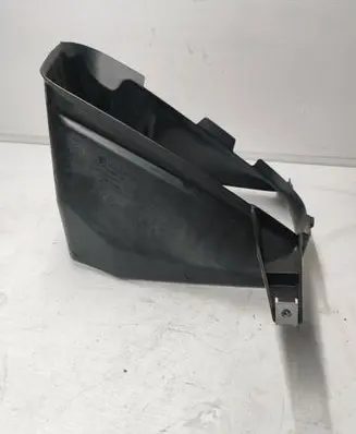 BMW M5 Intercooler air guide/duct channel 51748047397 27648710