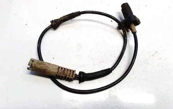 BMW 5 E39 ABS brake wheel speed sensor ss10305