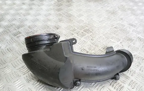Volvo XC60 Intake resonator 31293547