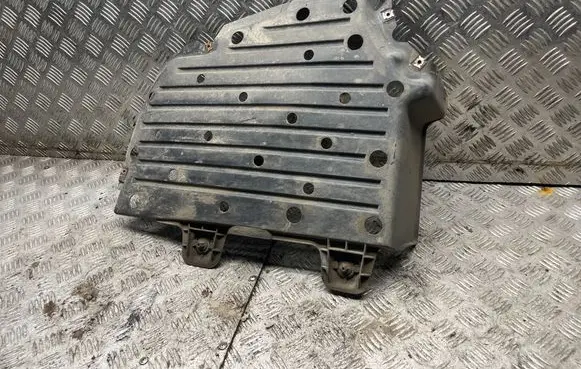 Seat Leon (5F) Rear underbody cover/under tray 5F9825102B