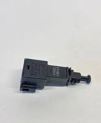 Volkswagen Golf IV Brake pedal sensor switch 1J0945511A