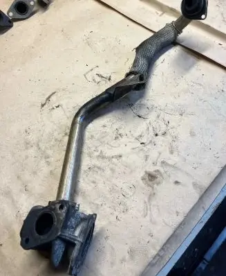 Mazda 3 I EGR valve line/pipe/hose En46000