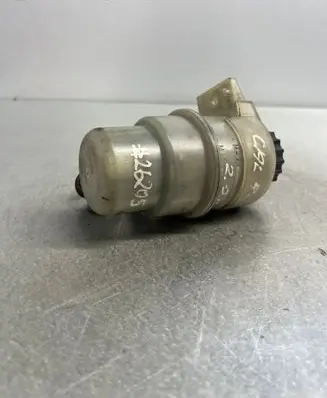 Power steering fluid tank/reservoir