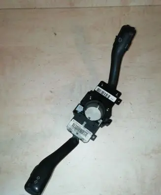 Volkswagen PASSAT B5.5 Indicator stalk 4B0953503G CZK0301202022